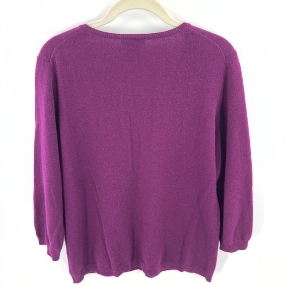 Neiman Marcus Cashmere Sweater Womens Size XL Purple 3/4 Sleeve V-Neck Pullover - Picture 2 of 7